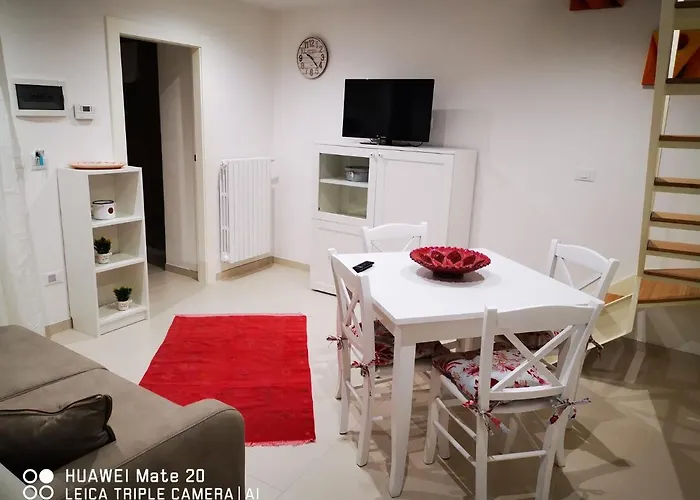 Civico 63 * Brindisi