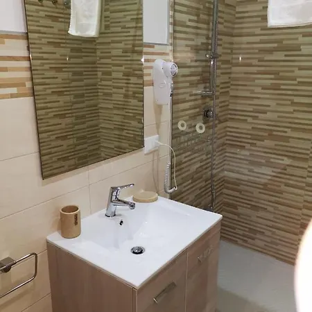 Civico 63 * Brindisi